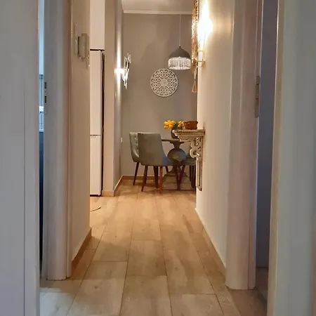 Brilliant Downtown Apartment